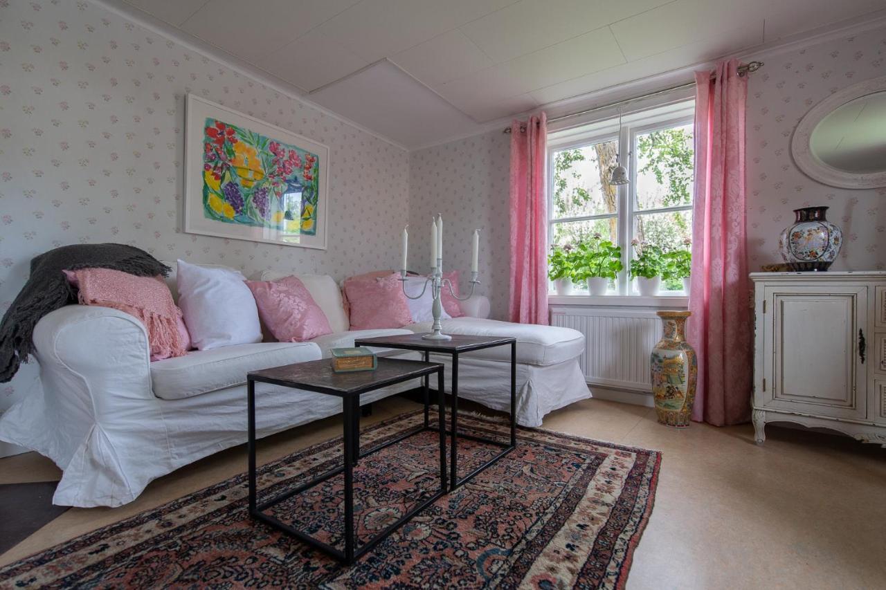 Mangelgårdens B&B Söderköping Eksteriør bilde